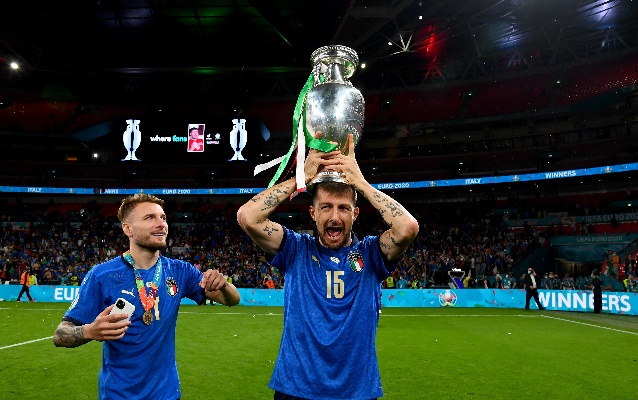 轻一代的球 轻一代的球