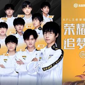 她能快速从 她能快速从