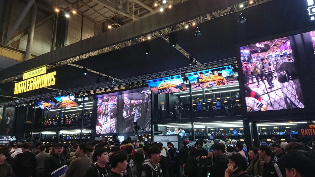 三位一体的 三位一体的